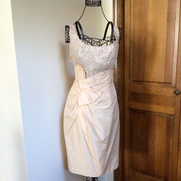 Carmen Marc Valvo collection Dress, 10, Pristine - Picture 8 of 8